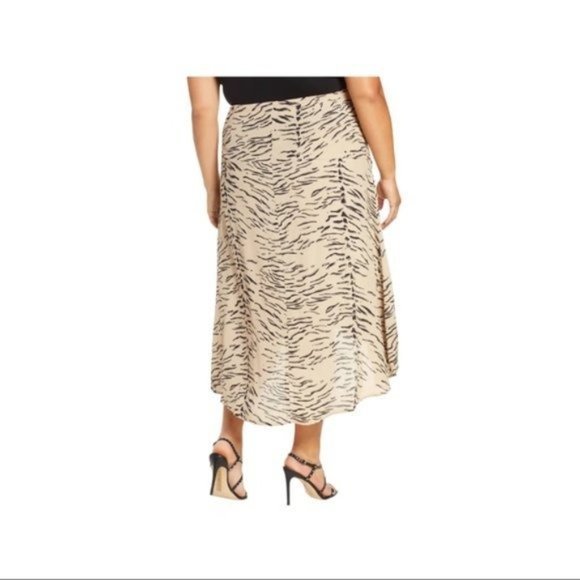 LEITH  Plus Animal Print Panel Skirt - NWT - Size 4X - Picture 5 of 5